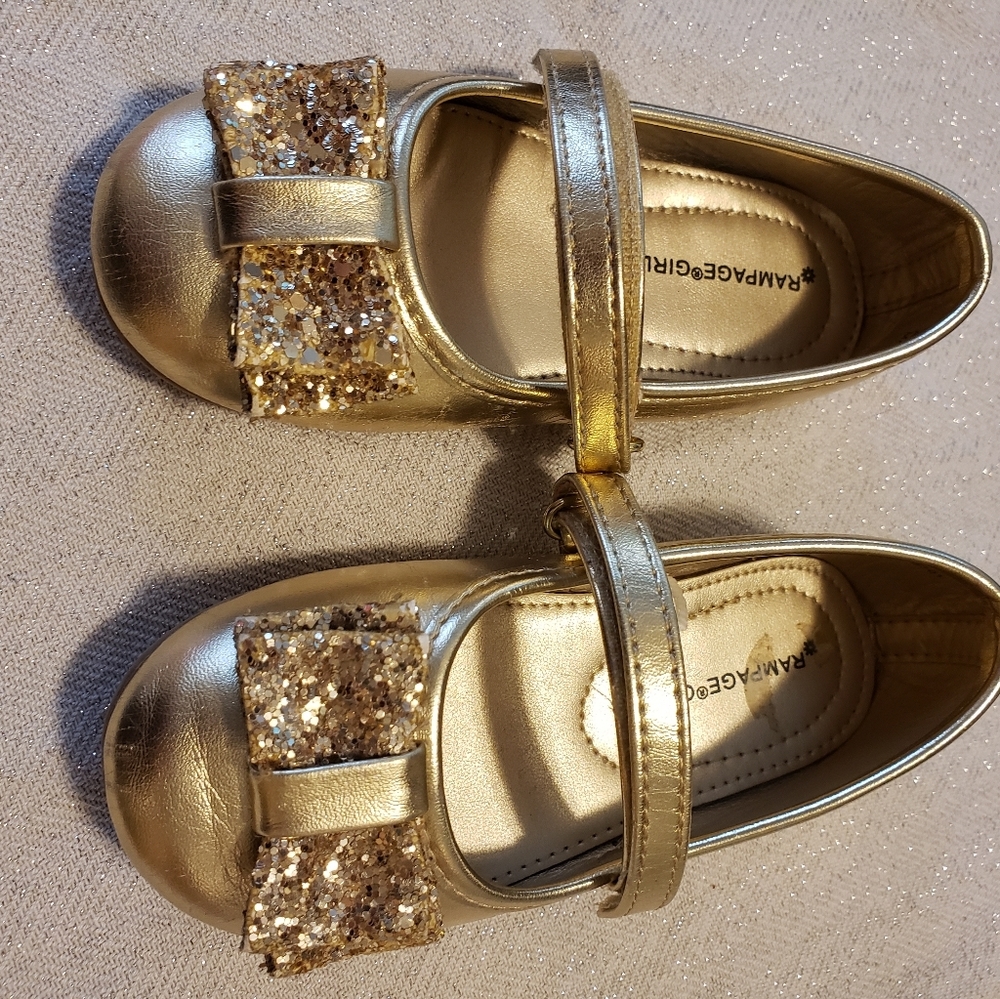 Rampage Gold girls dress shoes